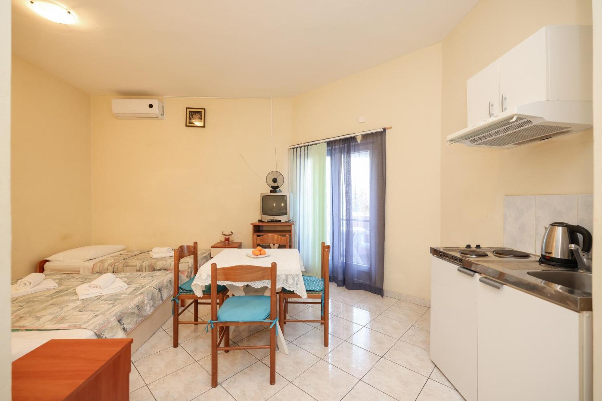 Beachfront Apartments Jermen Sukošan 外观 照片