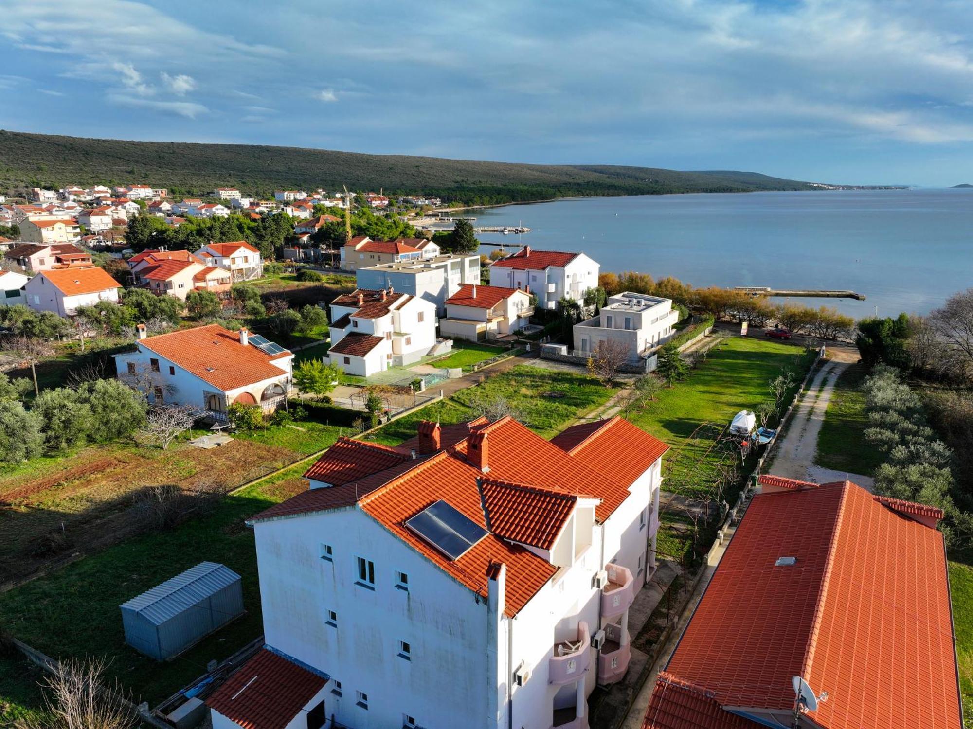 Beachfront Apartments Jermen Sukošan 外观 照片
